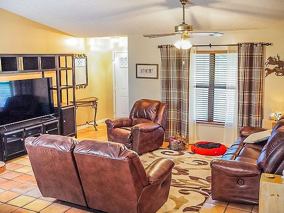 4th image of 1313 Caribbean Way