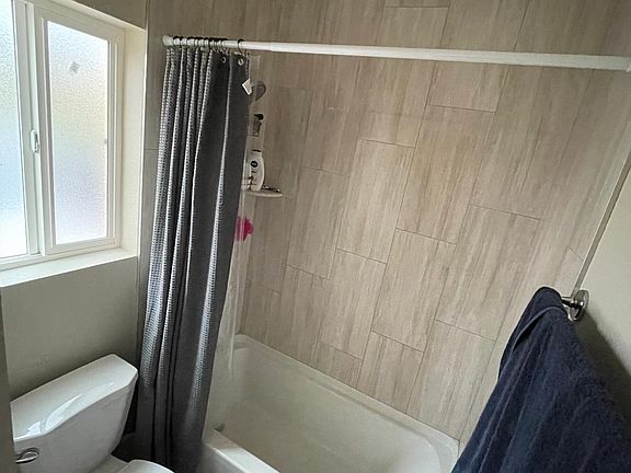 3rd image of 4838 Amelia Vika Ln