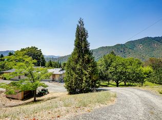 636 Upper River Rd, Gold Hill, OR 97525