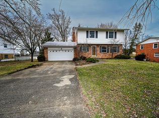 3992 E Kemper Rd, Cincinnati, OH 45241