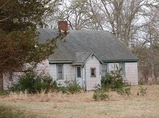 3 Old Middleboro Rd, Rochester, MA 02770