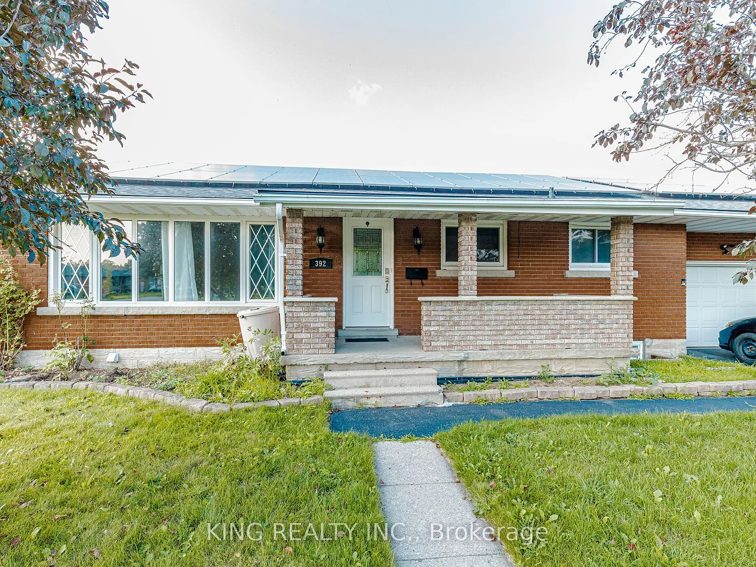 3 bed, $2,700 — Photo 2