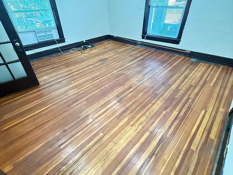 1104 D St #4 — Photo 4