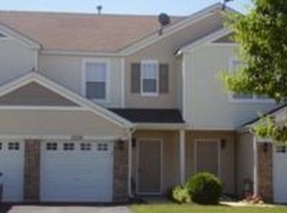 2224 Flagstone Ln, Carpentersville, IL 60110