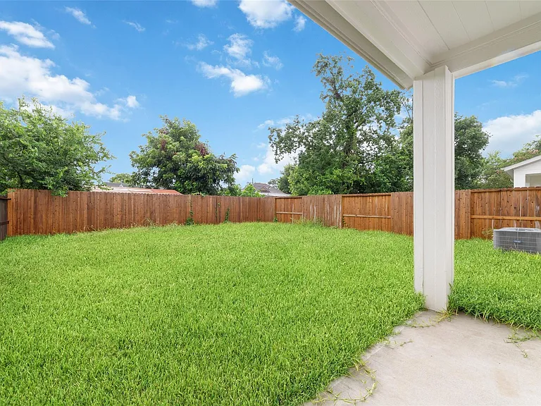 6717 England St — Photo 23