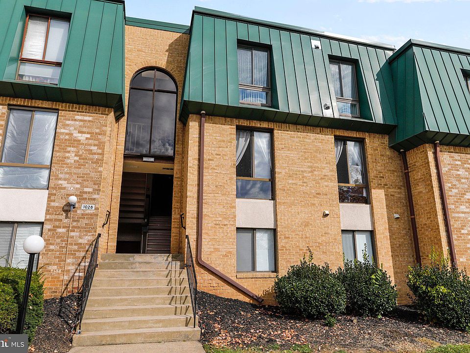 1st image of 1028 Brinker 202 Dr