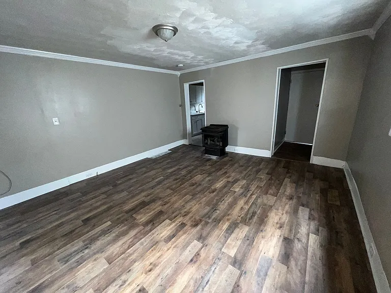 338-340 N Garfield Ave #1 — Photo 10