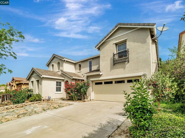 1317 Zinnia Ct, Patterson, CA 95363