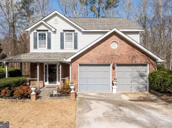 780 Walnut Creek Dr NW, Lilburn, GA 30047