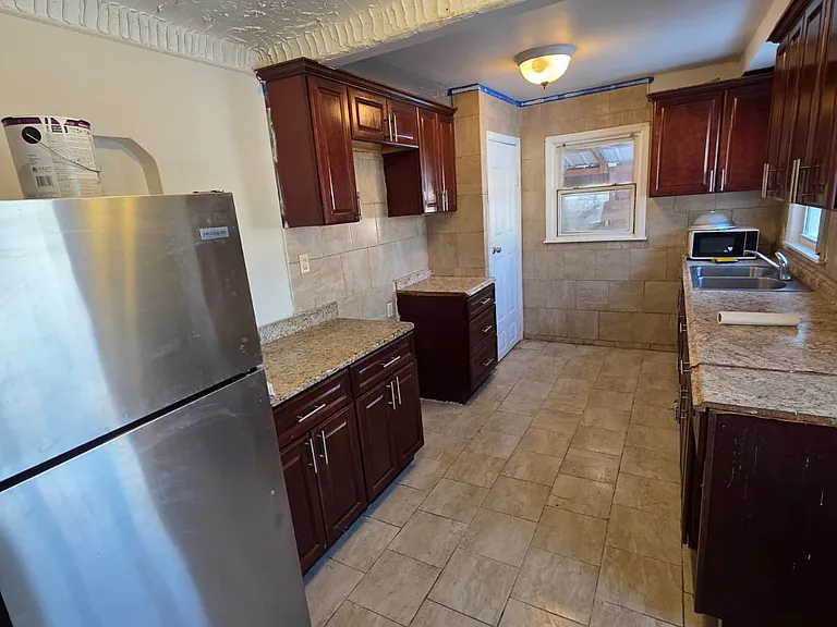 6409 Archdale St — Photo 6