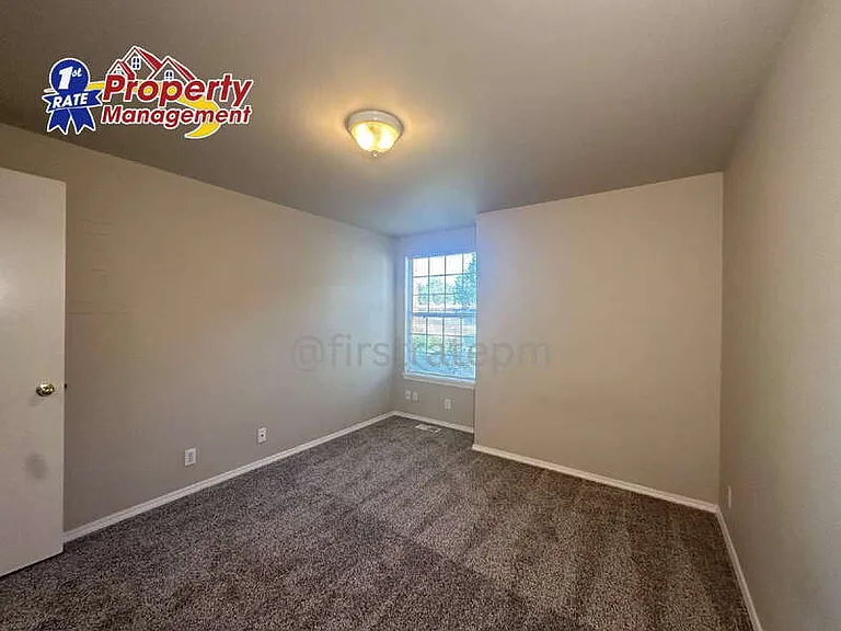 2895 W Malad St — Photo 12