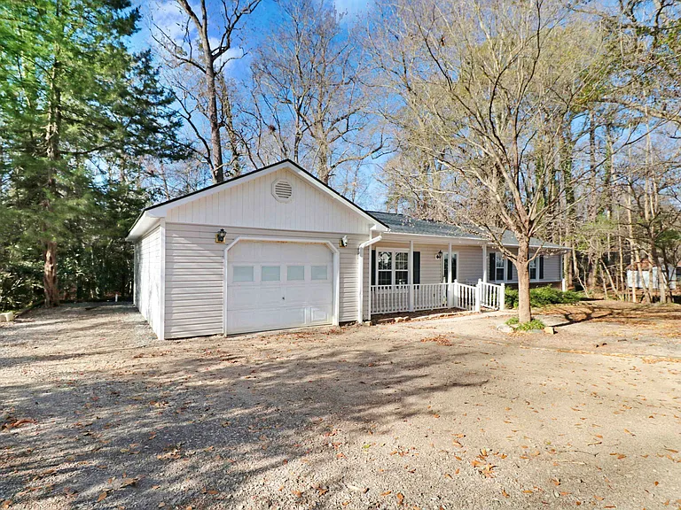 107 Sparrow Ct — Photo 3