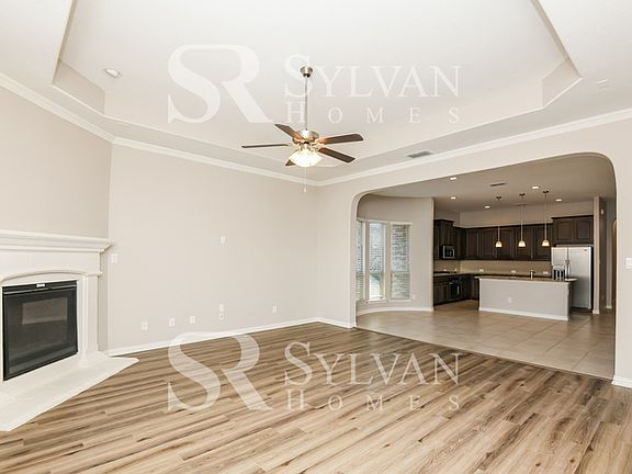 3rd image of 216 Mineral Point Dr