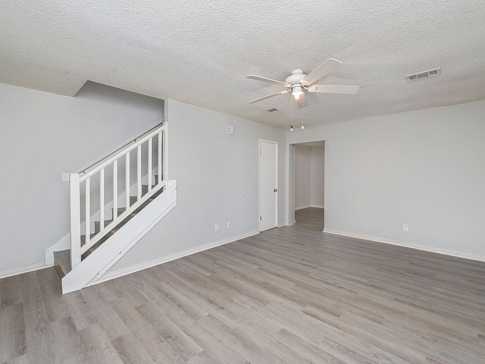 1st image of 618 Gap Creek Dr #5