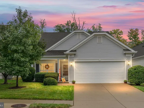 207 Smithfield Way, Fredericksburg, VA 22406