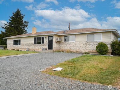 201 S 66th Avenue, Yakima, WA, 98908