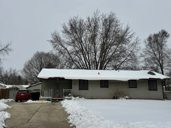 10389 Crocus St NW, Coon Rapids, MN 55433