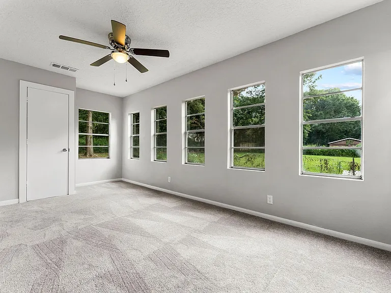 601 Dogwood Trl — Photo 7