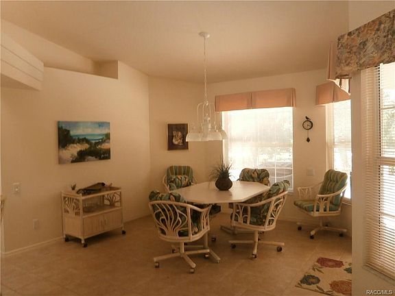 5th image of 782 E Keller Ct