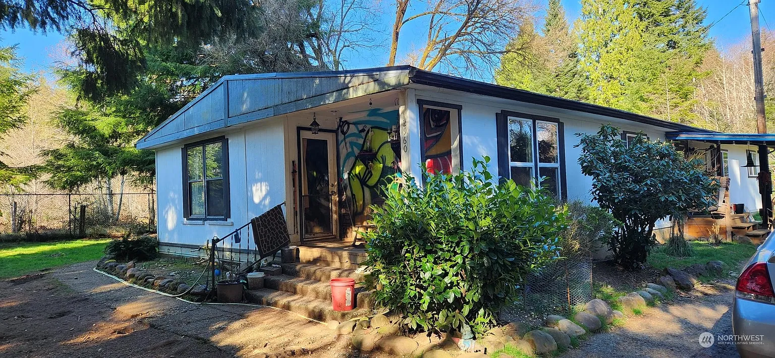 2960 E Hoquiam Road photo 1