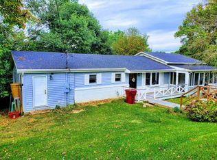 1329 W Lynwood Cir, Johnson City, TN 37604