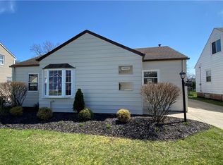 4325 W 219th St, Fairview Park, OH