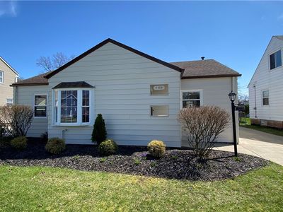 4325 W 219th St, Fairview Park, OH, 44126