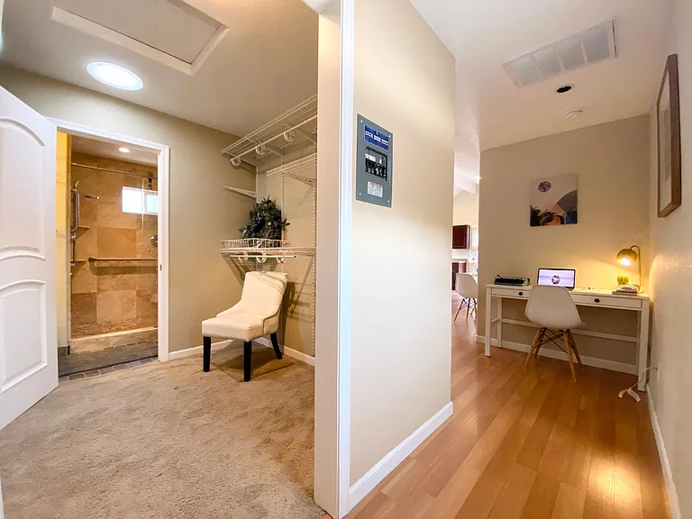 360 N 18th St #B — Photo 14