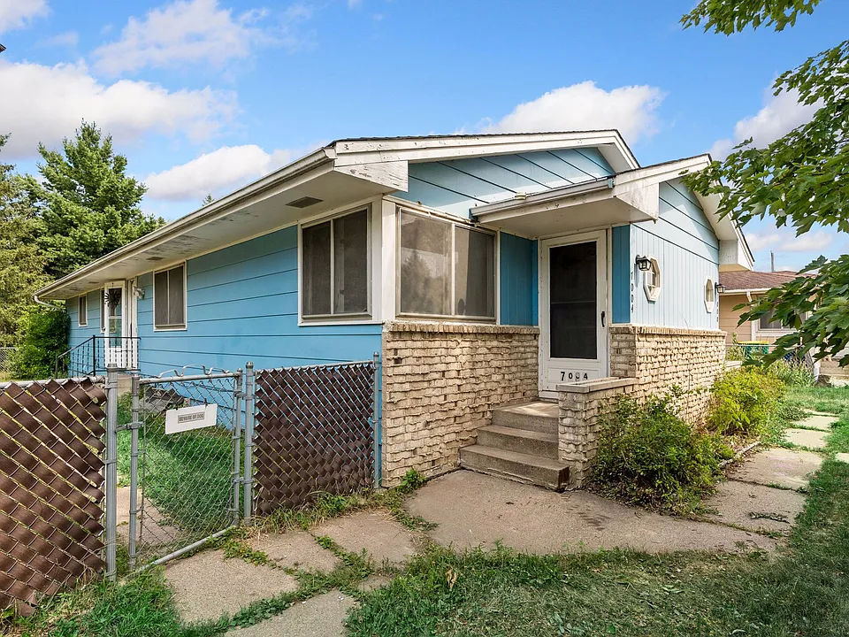 7000 74 1/2 Ave N