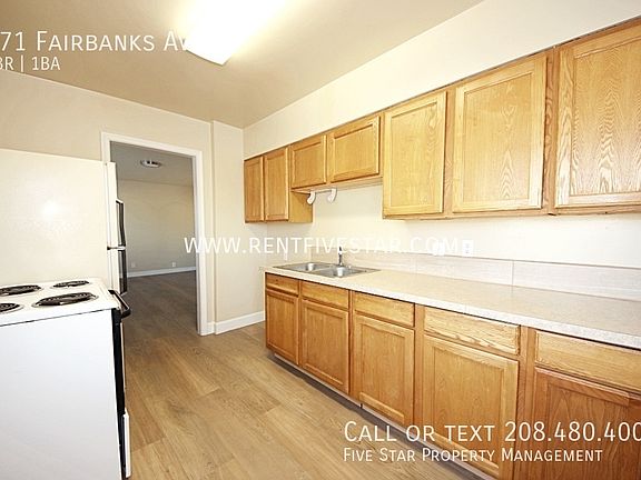 4th image of 971 Fairbanks Ave
