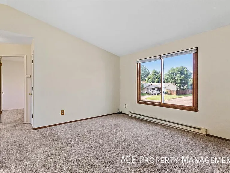 3171 Obrien St — Photo 3
