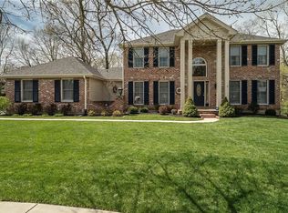 1705 Eldon Ridge Ct, Chesterfield, MO 63017