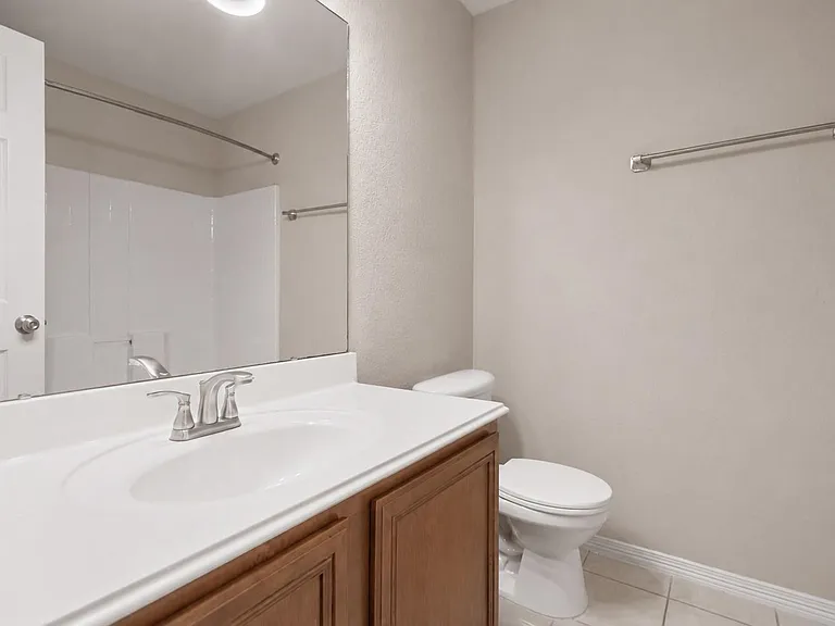 719 Levi Bnd — Photo 32