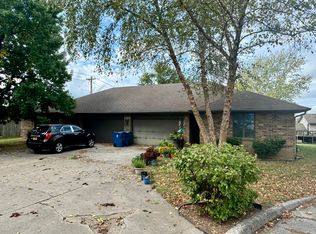 1201 N Viola St, Nixa, MO 65714