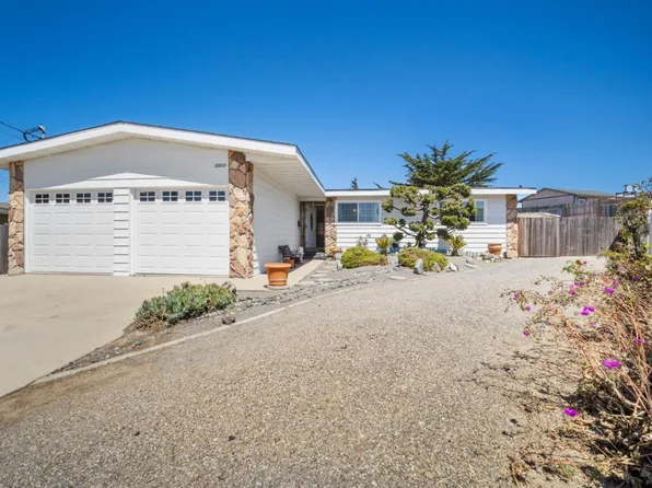 3060 Eddy Cir, Marina, CA 93933