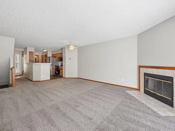 2179 Victoria Park Dr, Columbus, OH 43235