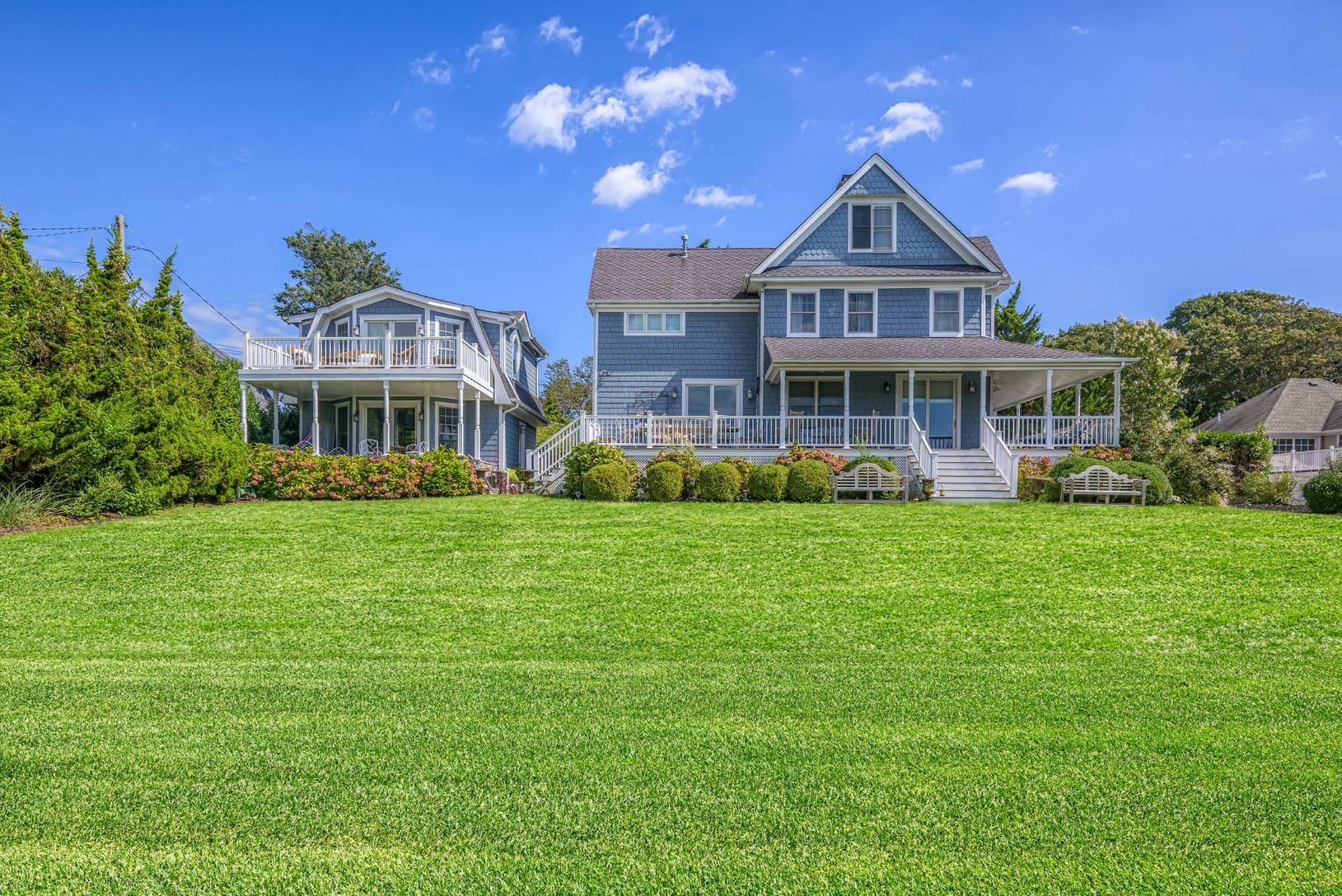  Expansive lawns on almost an acre 