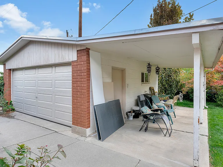 2405 E Sundown Ave — Photo 33