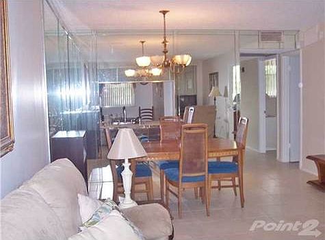 3rd image of 9325 Lagoon Pl APT 205