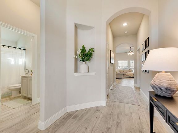 3rd image of 208 Joseph Dr