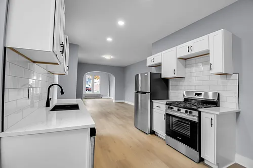 49 William St #3 Photo 1