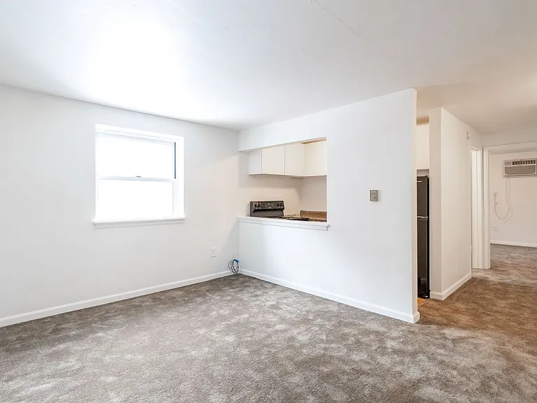 Brookside Apartments — Photo 9