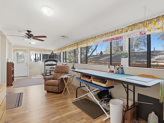 4th image of 1005 S Mariposa Cir