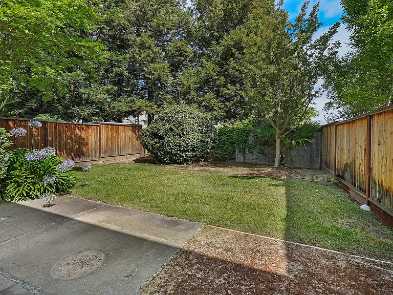 205 E Edmundson Ave #A — Photo 14