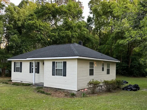 104 Ricardo St #1, Waycross, GA 31501
