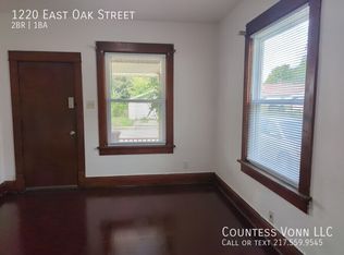 1220 E Oak St, Springfield, IL 62703