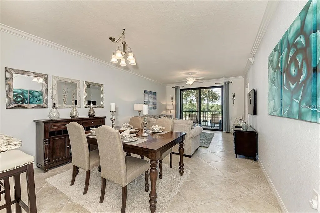2 bed, 2.0 bath, 1121 sqft, $2,500 — Photo 4
