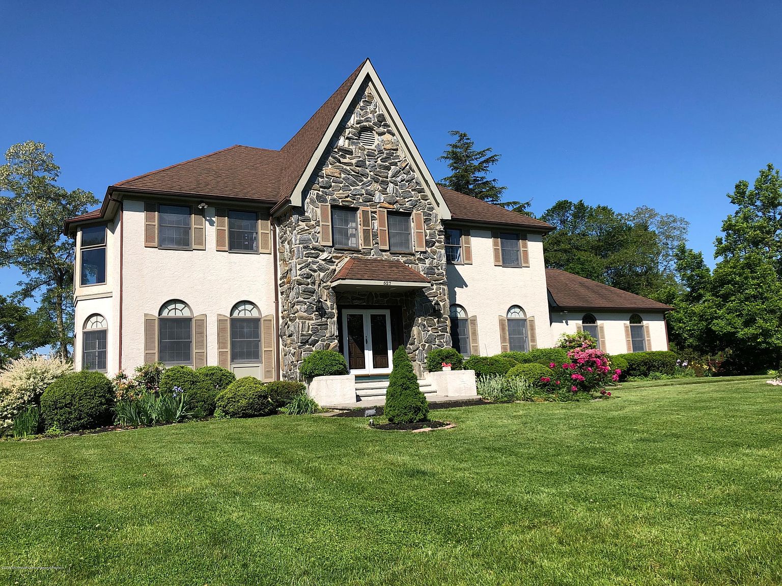 527 Seven Bridges Road, Little Silver, NJ 07739 Zillow