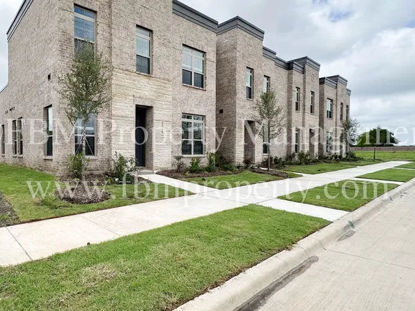 2069 Luna Dr, Waxahachie, TX 75165