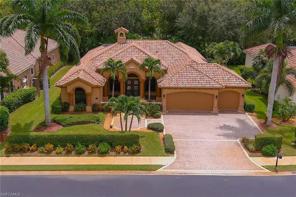 3 bed, 3.0 bath, 2823 sqft, $20,000 — Photo 3